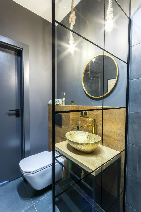 Loft Na Browarach Apartment วรอตซวาฟ ภายนอก รูปภาพ